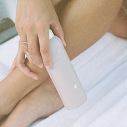 Project Reef Sunscreen SPF 30 Mist Lifestyle Thumbnail}