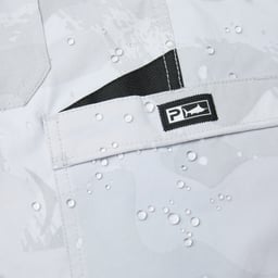 cargo shorts Thumbnail}