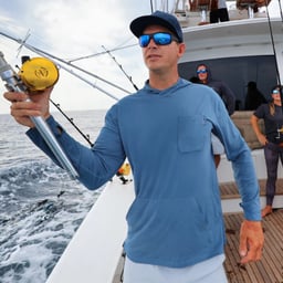 Pelagic Freespool Hooded Performance Shirt (Men’s) Thumbnail}